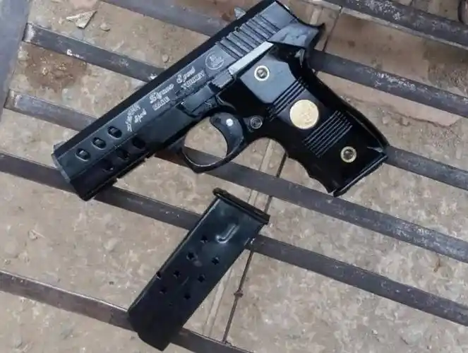 德国造m16,栓动an-94?巴铁老乡造的"山寨枪"有多离谱丨轻武专栏