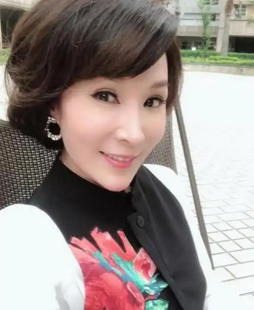 可能善良的人运气都不会太差吧,后来焦恩俊遇到自己现在的妻子林千钰