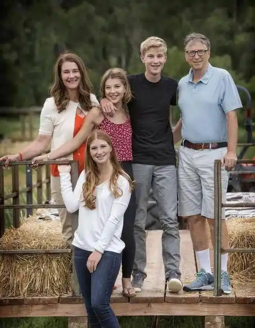 提前告诉孩子,婚姻本来就不需要捆绑一生_梅琳达·盖茨_工作_女人