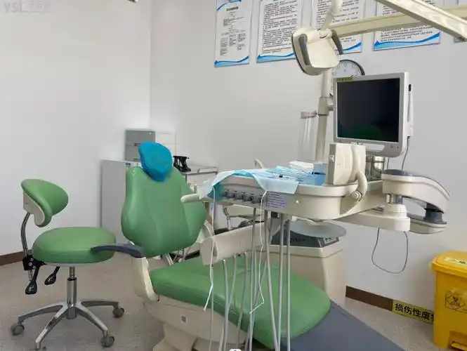 威海华怡口腔诊室环境图