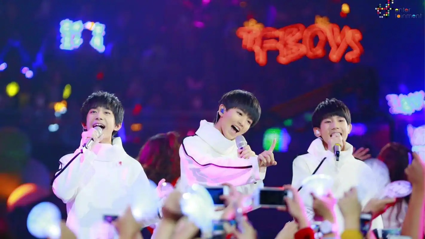 tfboys演唱会壁纸_最帅tfboys少年