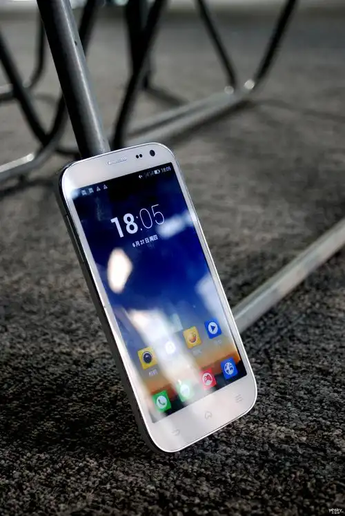 天极原创 大可乐2手机高清图赏