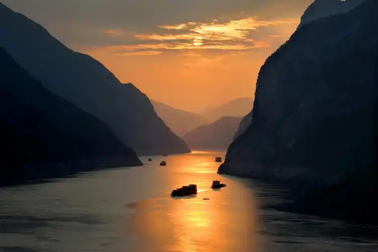 三峡黄金水道2014 6 27,长江三峡之西陵峡.