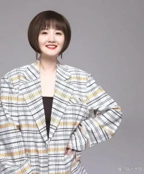 玻璃美人蒋小涵嫁圈外老公36岁大龄生子爱情事业双丰收