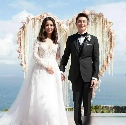 林心如日常不爱秀日常,一晒照就给丈夫庆生,却谁留心她喊了啥?