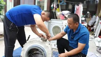 哔哩哔哩-西门子卡扣滚筒外筒怎么拆?今天在现场安排,外筒拆解全过程