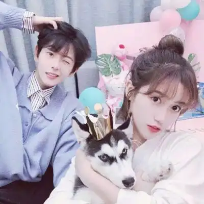 林七七/真人情侣头像/时光温柔,还需你懂,生活可爱,也需你宠.