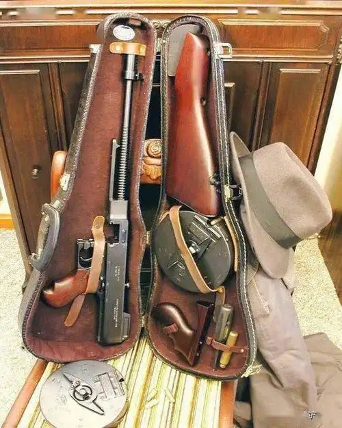 晋造汤姆逊芝加哥打字机的中国高仿版民国产量第一的冲锋枪