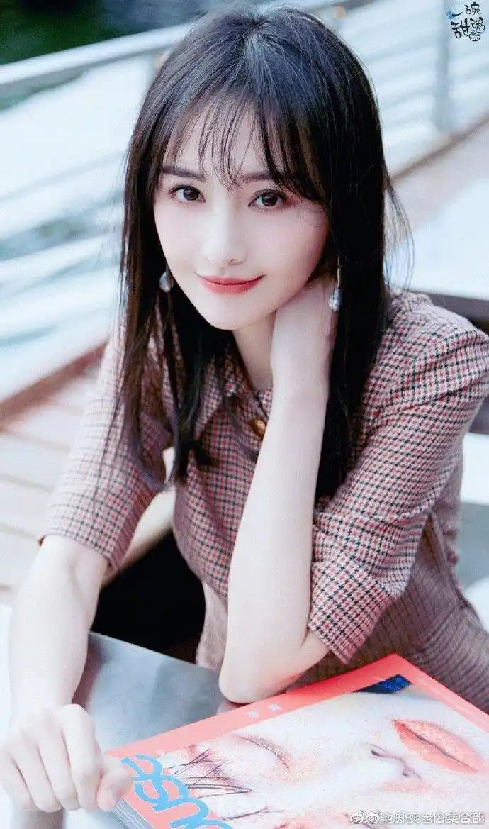 郑爽只问今生恋沧溟# 不恋尘世浮华,不写红尘纷扰,不叹世道苍凉,不惹