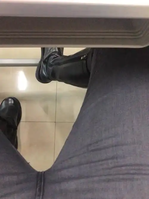 你们可以接受一个腿控男朋友让天天拍腿照吗? - 知乎