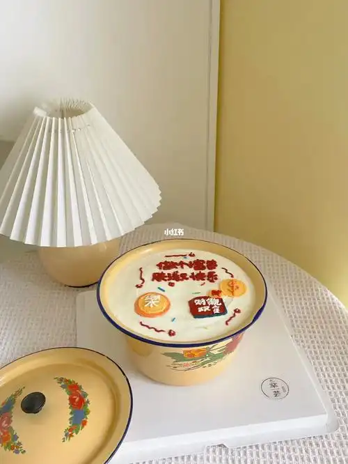 猪油盆奶油霜写字手绘蛋糕