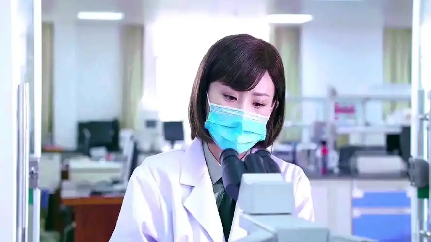 反恐特战队之猎影女警官在边防检查站查出不明粉末化验后得出的结果竟