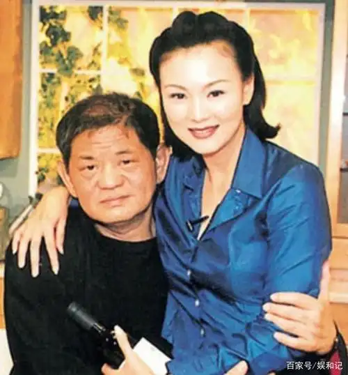 巨富黄任中:身家百亿奇丑无比,为百位女友花20亿,64岁凄惨离世