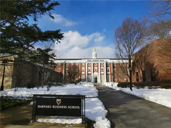 宋志平到哈佛大学商学院作案例演讲