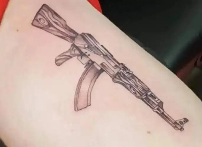 二战名枪一代枪王ak47