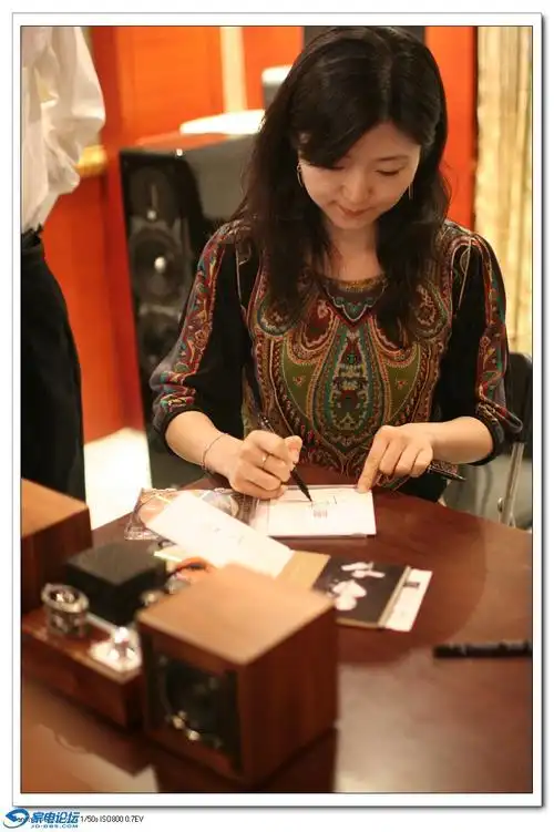 9月26日家电论坛《于红梅-刘天华二胡十大名曲》《吴琳-箜篌》hq cd