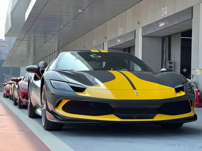 ferrari#法拉利##296 gtb# 驯马的一天,830匹"马"力,不知道