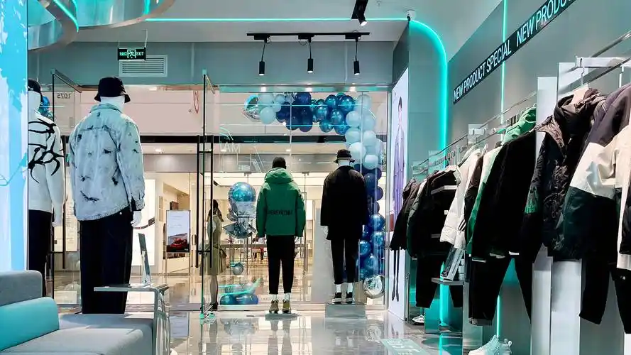 红方设计出品—"maikeev麦司奇"潮牌男装品牌设计分享_店铺_形象_风格