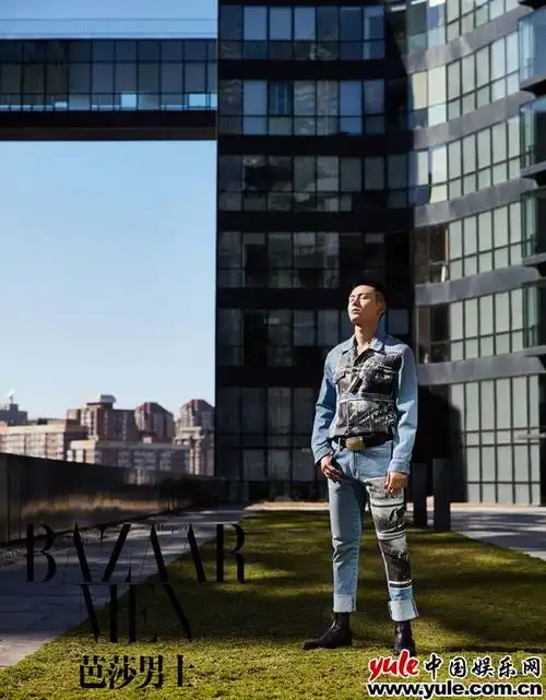 张哲瀚《芭莎男士》大片释出完美侧颜杀散发时尚魅力