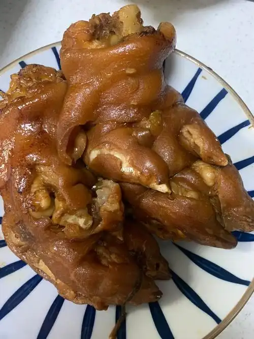 我家大猪蹄子给我做的卤猪蹄子07