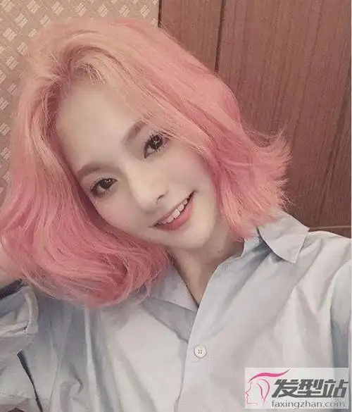 女神都染渐变樱花粉头发 美貌更升级变身粉色精灵_发型站_最新流行