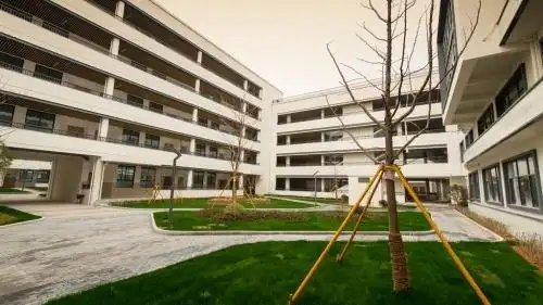 先睹为快小艺小文带你走进温州二中滨江校区