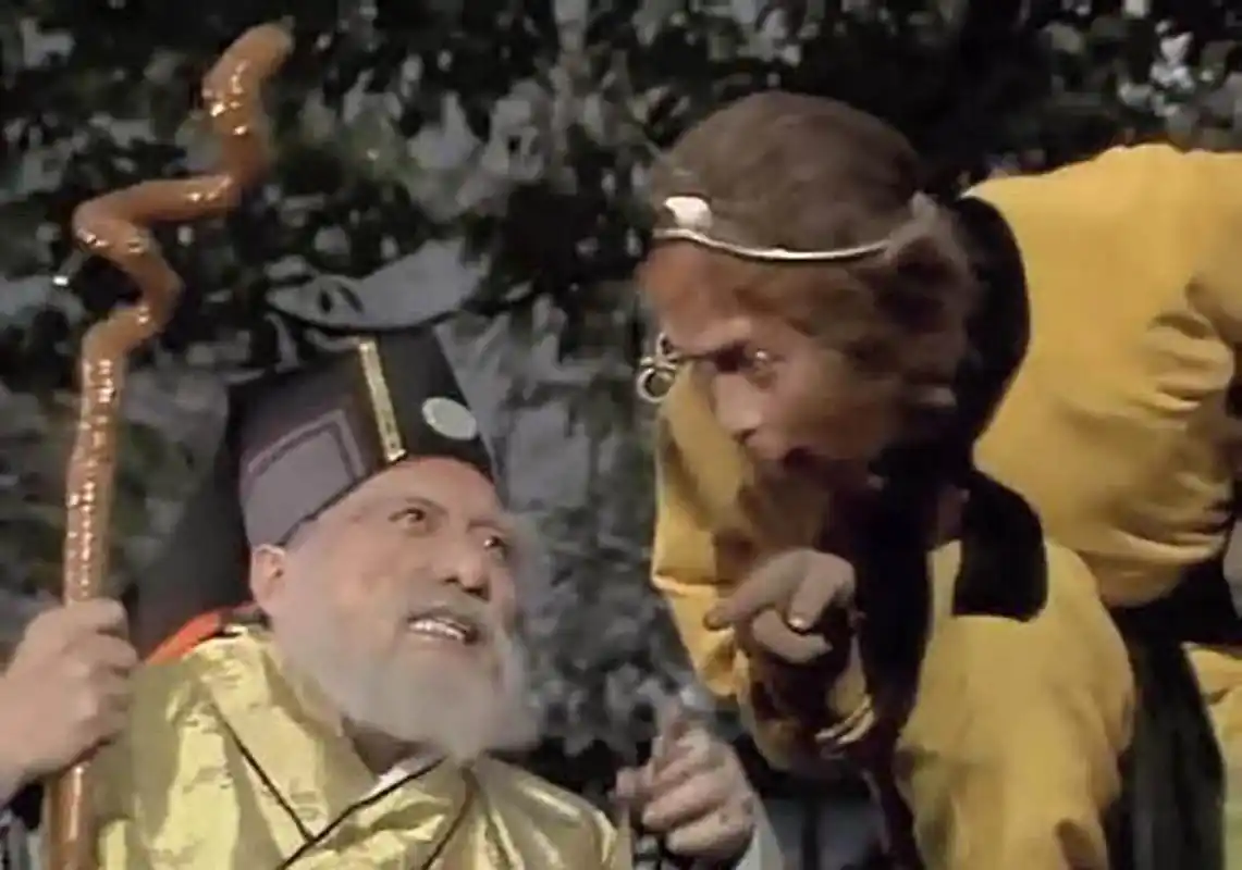 孙悟空为何老是欺负土地公?你看他被压五行山这名土地神做了啥!