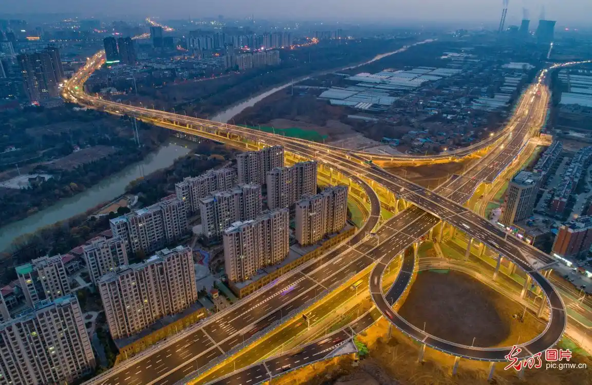 江苏淮安:内环高架建成通车