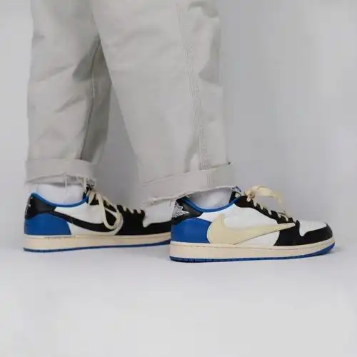 aj1闪电倒钩low纯原版本藤原浩鬼脸三方联名低帮鞋男女板鞋运动鞋 aj