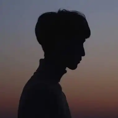 影子情侣头像一左一右