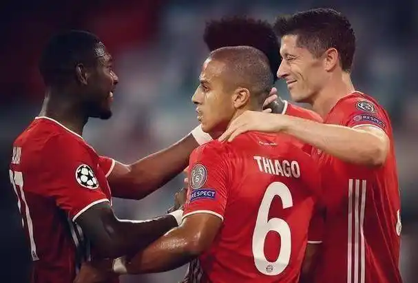 蒂亚戈从未说过想离开名记他说谎他已经与拜仁队友告别了