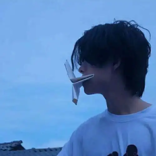 「男生头像」有趣都藏在无聊的日子里