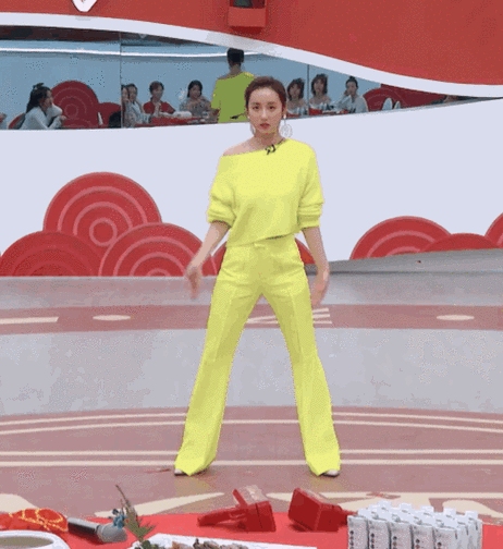 吕一:不止会唱会跳,更是模仿灵魂者