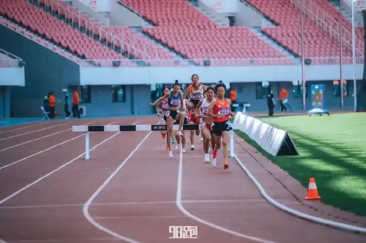 田径大奖赛|董国建万米收官之战