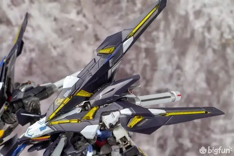 metalbuildp204qx强袭闪电背包测评