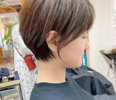 头发稀少适合什么发型1