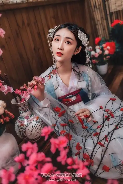 云想衣裳花想容古装模特人体艺术写真摄影素材参考26p