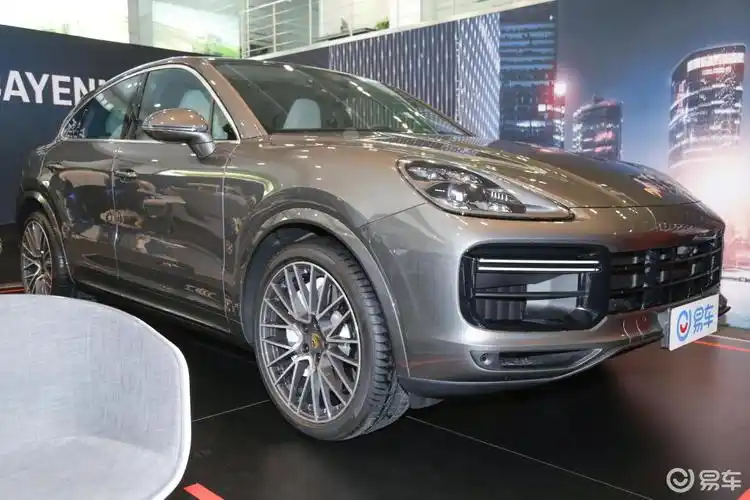 【保时捷cayenne2019款cayenne turbo coupé 4.
