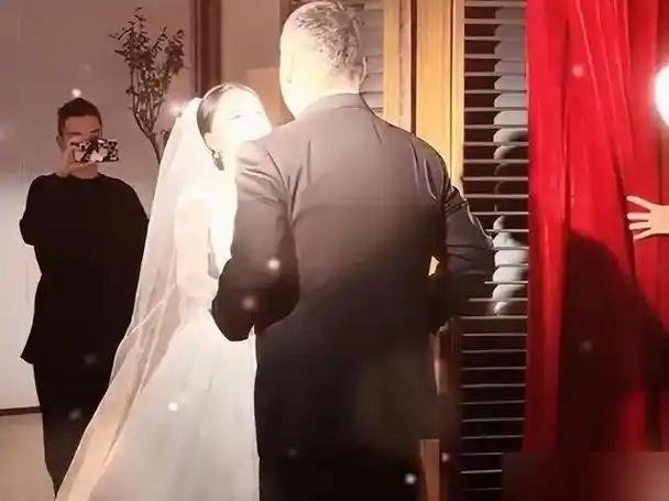 好声音选手未夺冠军却嫁爱奇艺总裁34岁成人生赢家