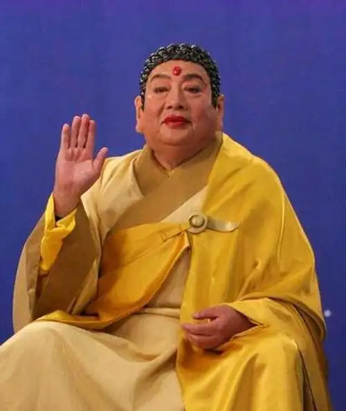 西游记如来佛祖的扮演者到泰国买佛像却发现那个佛像是自己