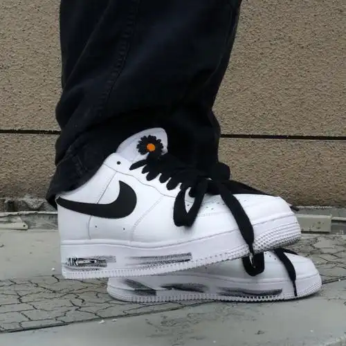 nikeairforce1纯白空军一号gd权志龙小雏菊黑白泼墨板鞋
