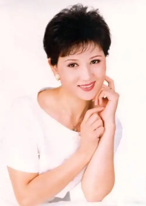 弘扬戏曲文化 #单仰萍 #单仰萍原声#皇帝与村姑 他辩冤屈 - 抖音