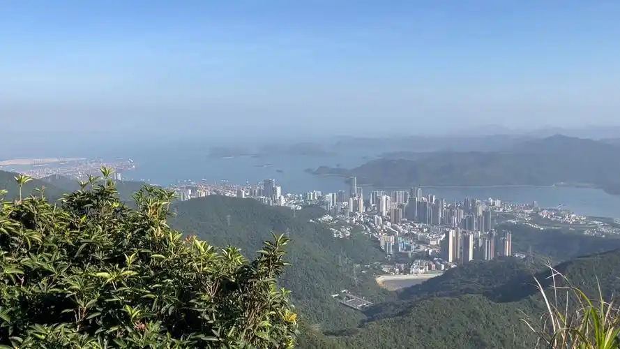 深圳梧桐山风景纯享版～千里江山图尽收眼底