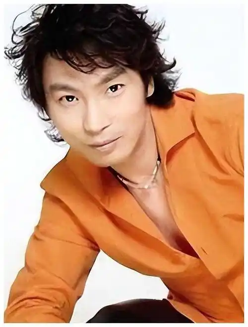 陈少华的故事给予我们启迪无论何时何地,都要保持