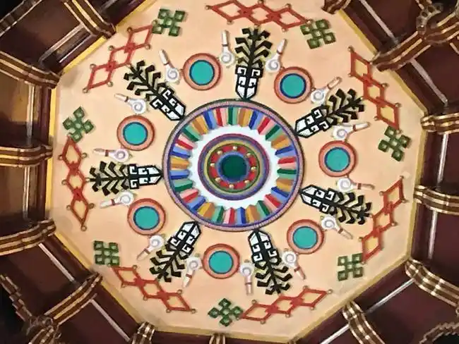 世界民族夫人纳西族代言人杨丽娥:做一名民族文化的传播使者