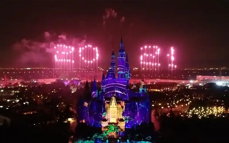 上海迪士尼2021年5周岁新年烟花