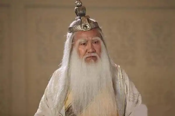 鸿钧老祖和女娲娘娘敬三分三清见了要鞠躬菩提老祖的师父是谁