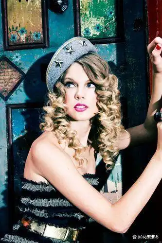 斯威夫特(taylonswift)1989年12月13日出生美国宾夕法尼亚洲,女歌手