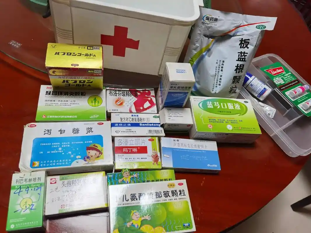 听说放开了～药店的感冒退烧等药物被一扫而空 - 抖音