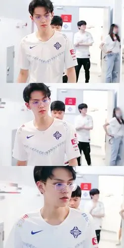 原来wink之前这么帅